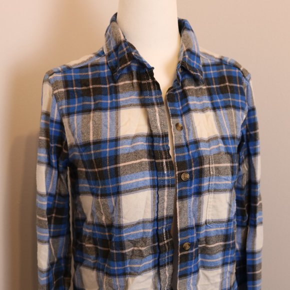 American Eagle "Ahh-mazingly Soft" Flannel - Picture 2 of 10